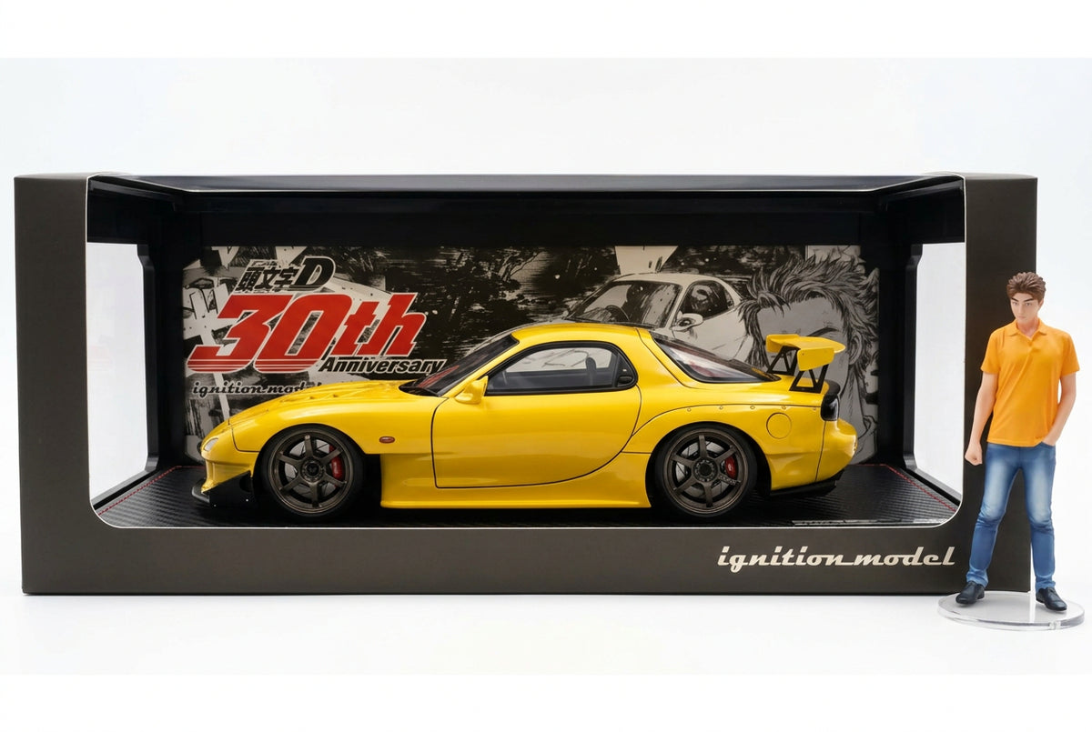 IG3800 1/18 Mazda RX-7 (FD3S･イエロー) With Mr. Keisuke Takahashi (頭文字D) WEB限定モデル