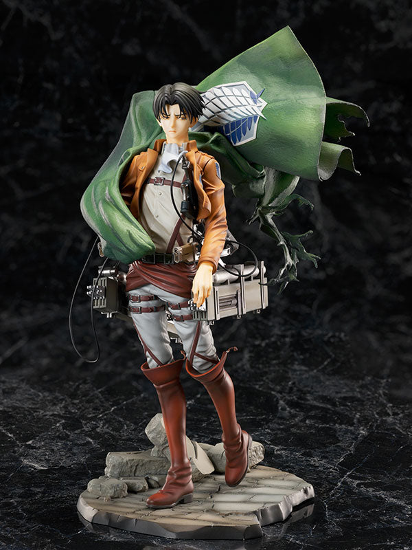 進撃の巨人 リヴァイ 1/7 完成品フィギュア[ホビーマックスジャパン]