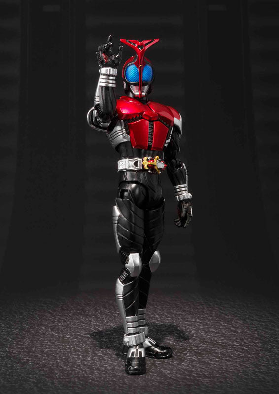 S.H.Figuarts(真骨彫製法) 仮面ライダーカブト ライダーフォーム