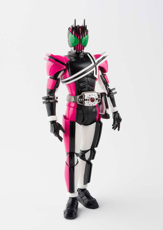 S.H.Figuarts(真骨彫製法) 仮面ライダーディケイド