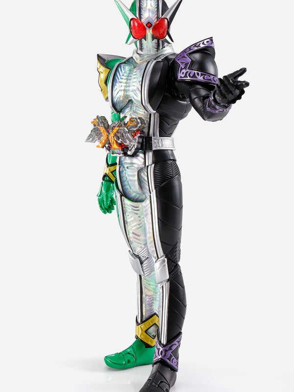 S.H.Figuarts(真骨彫製法) 仮面ライダーW サイクロンジョーカーエクストリーム