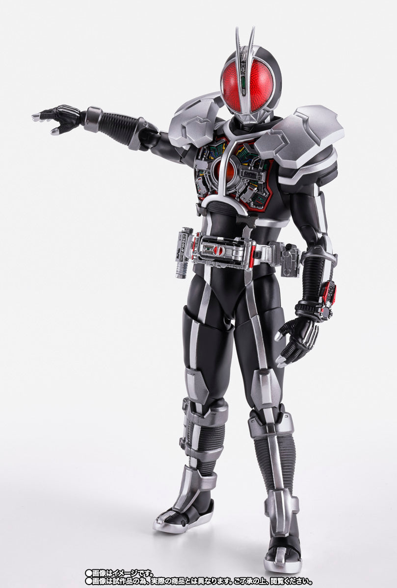 S.H.Figuarts(真骨彫製法) 仮面ライダーファイズ アクセルフォーム