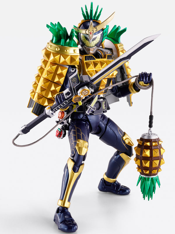 S.H.Figuarts(真骨彫製法) 仮面ライダー鎧武 アームズチェンジセット（パインアームズ＆イチゴアームズ）